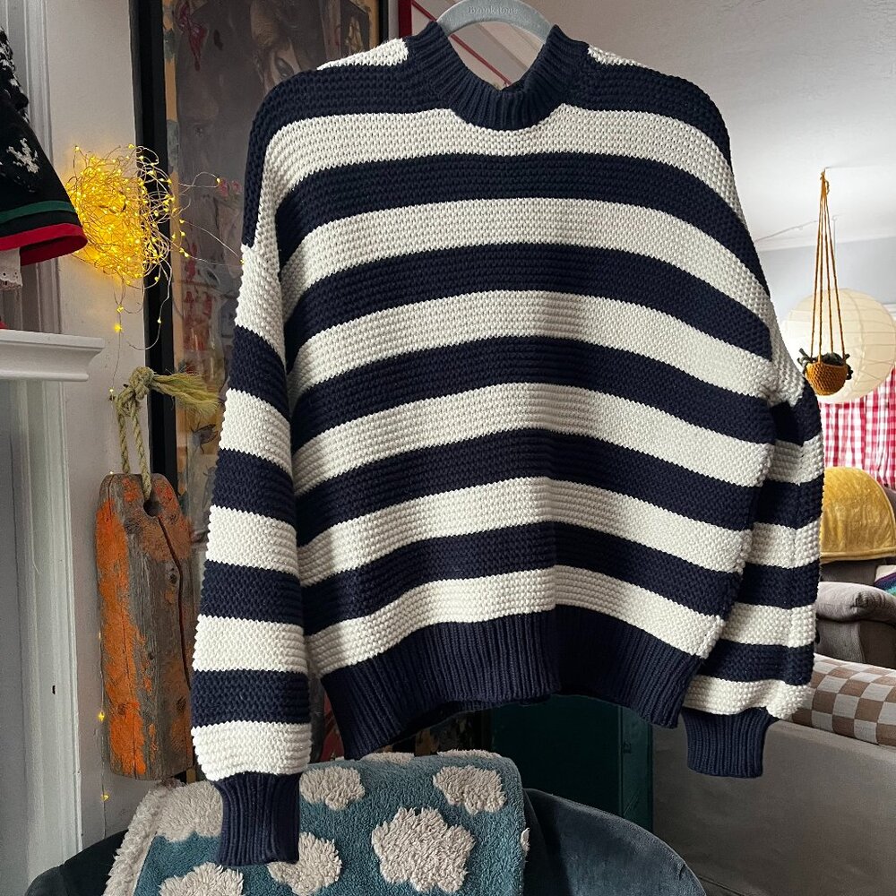 Navy and Ivory Stripe Button Back Crewneck Sweater Large GUC